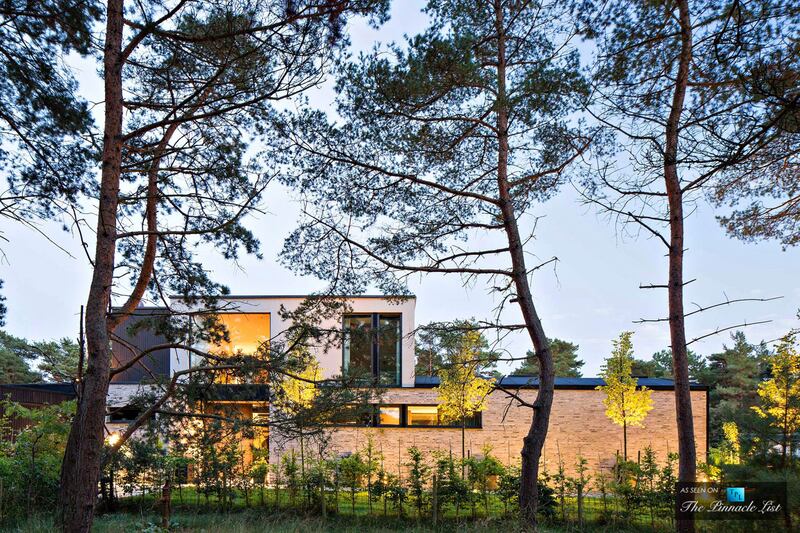 180210-mcnearney-omg-i-want-this-house-sweden-37_qgejqi