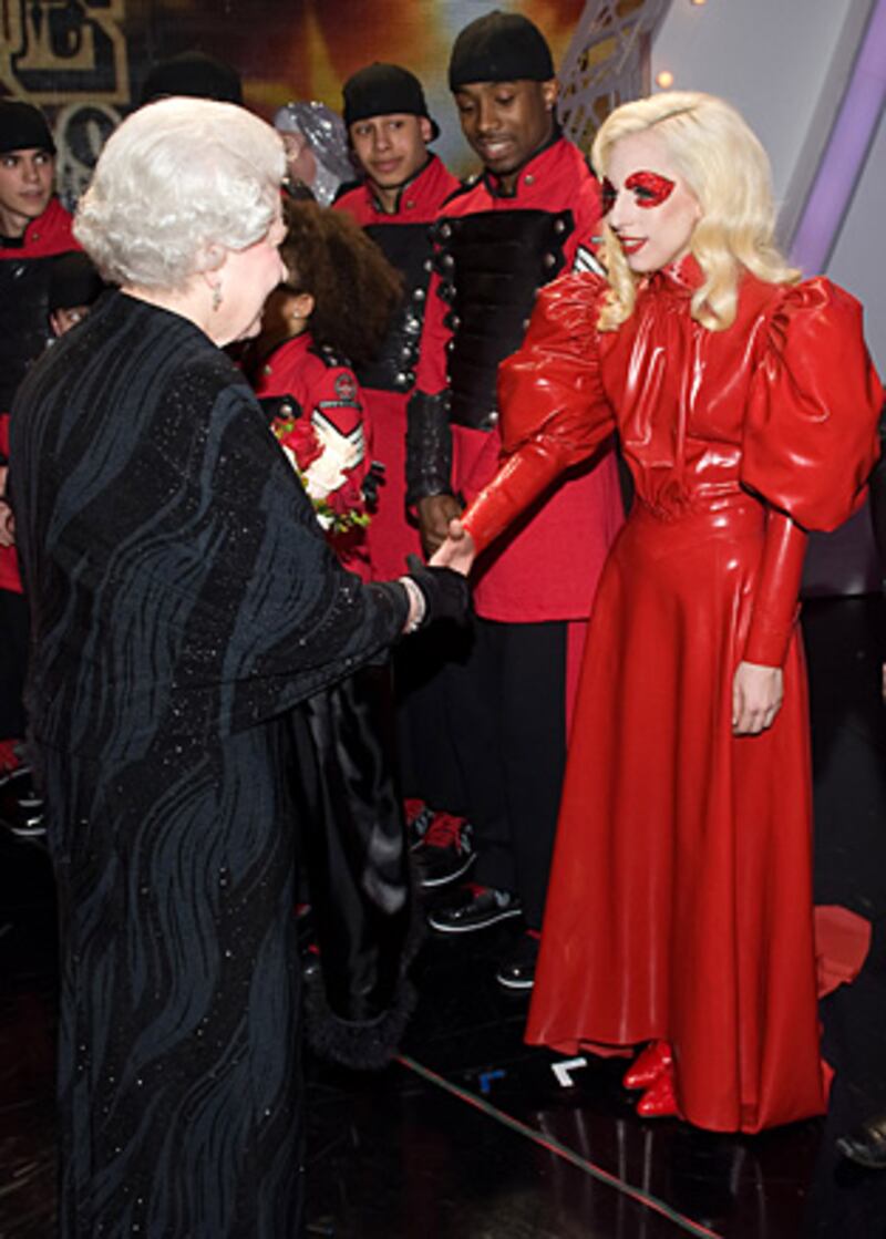 galleries/2009/12/24/the-year-in-red-carpet/year-in-red-carpet---lady-gaga_xxjswr