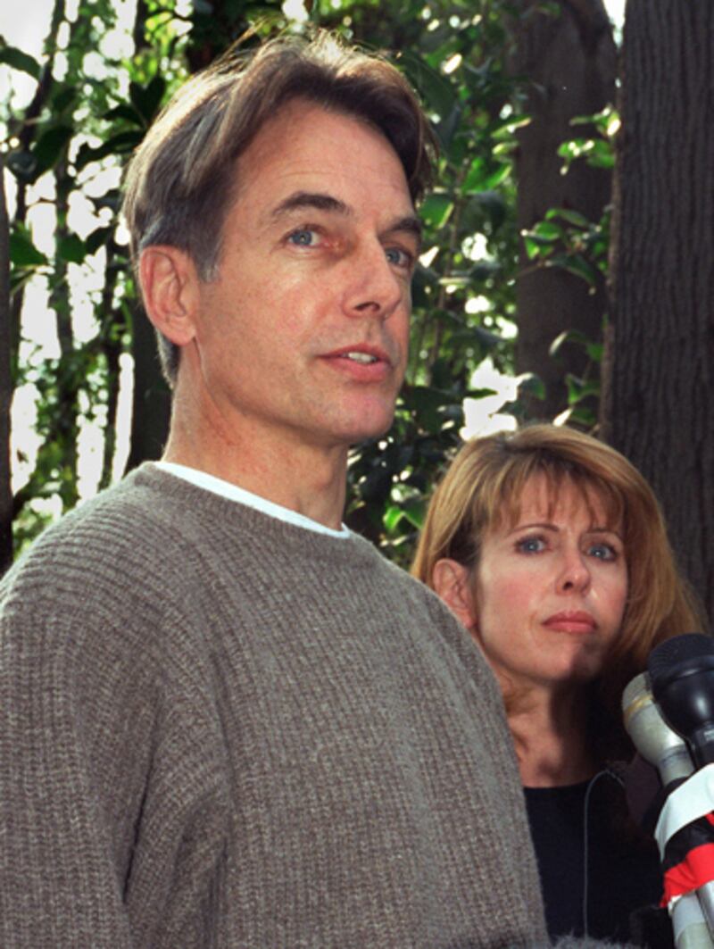 galleries/2012/08/23/ll-cool-j-dustin-hoffman-mila-kunis-more-celebrity-heroes-photos/celebrity-heroes-mark-harmon_st9e6x