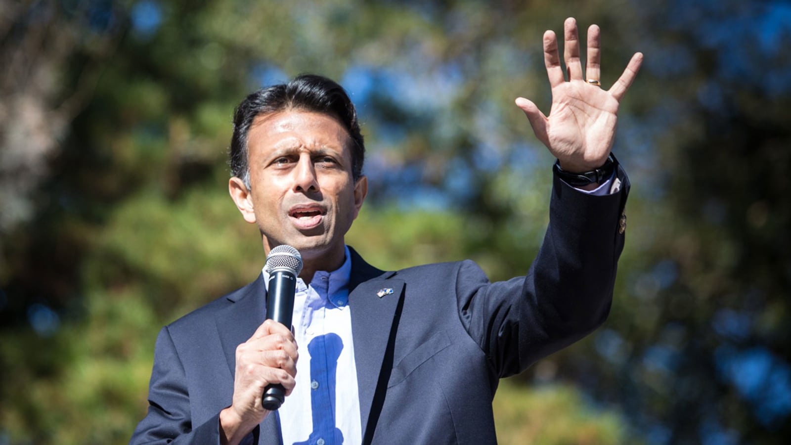 galleries/2015/01/24/hate-conference-in-louisiana/150124-dermansky-jindal-hate-conference-15_bzzfue