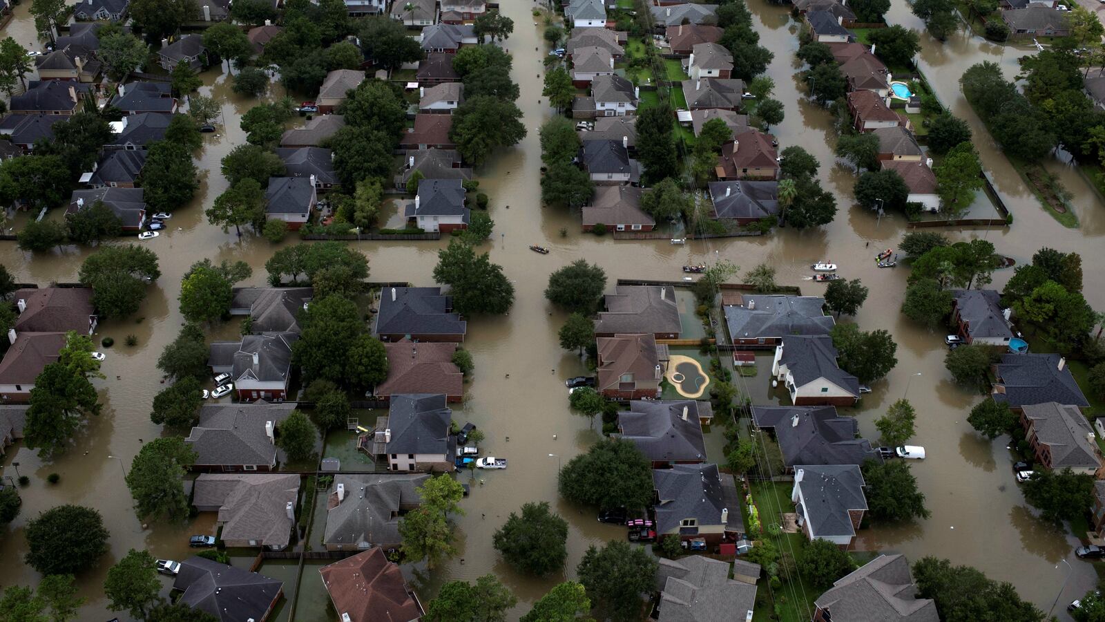 170902-houston-toxic-waste-concerns-cheat_yarjuw