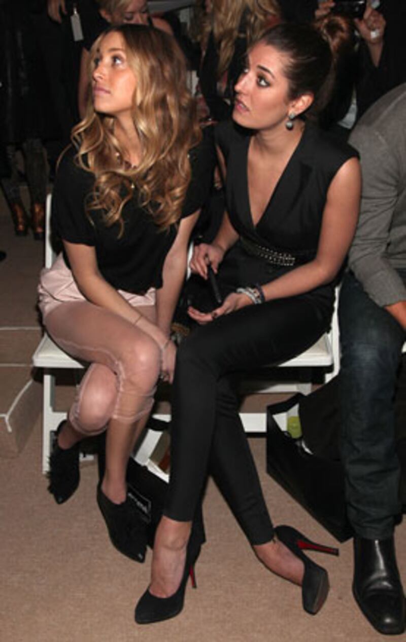 galleries/2010/02/18/vips-at-fashion-week/fashion-week-wrap-1---the-city_og23s3