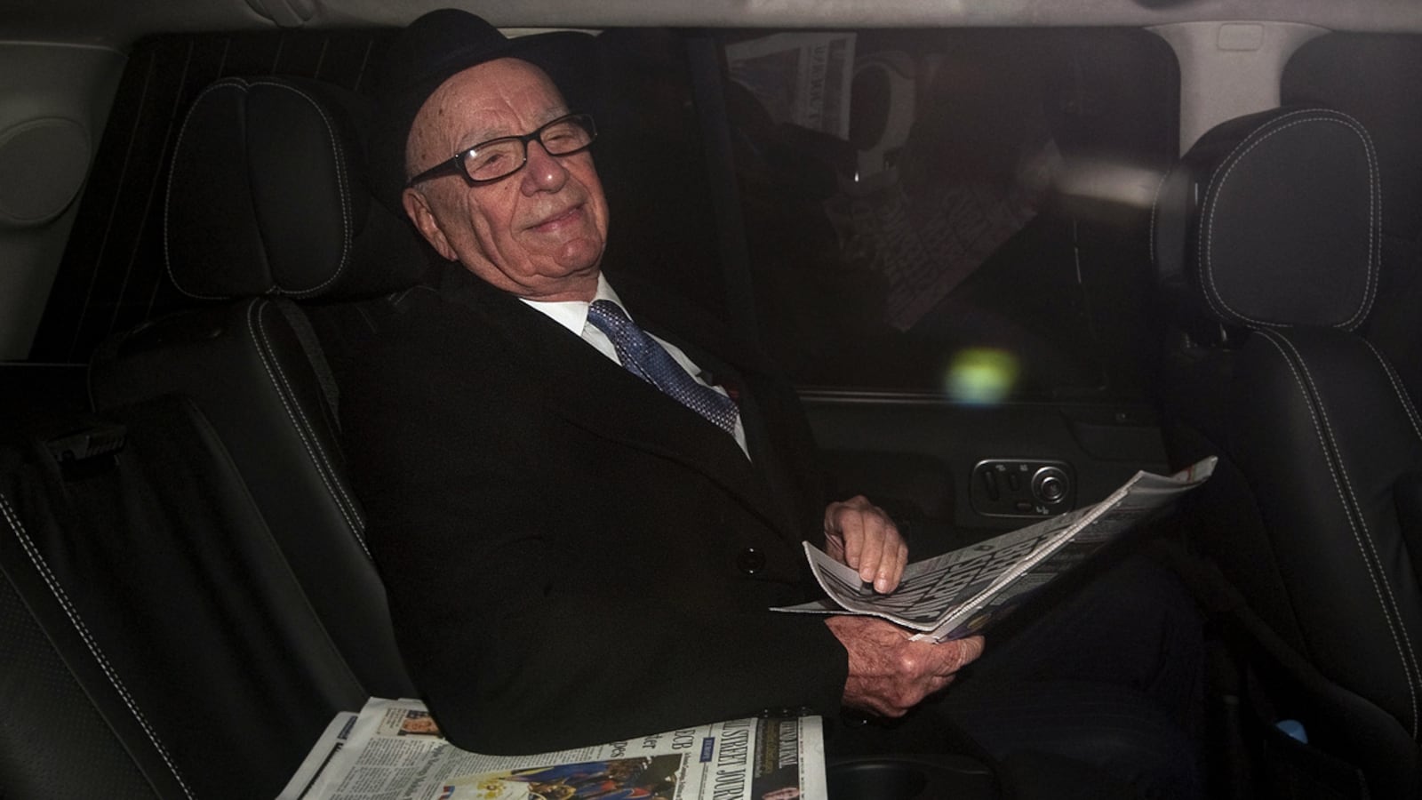articles/2012/07/21/rupert-murdoch-s-stunning-exit-a-saigon-moment-for-the-u-k-mogul/murdoch-steps-down-jukes_mrcfob