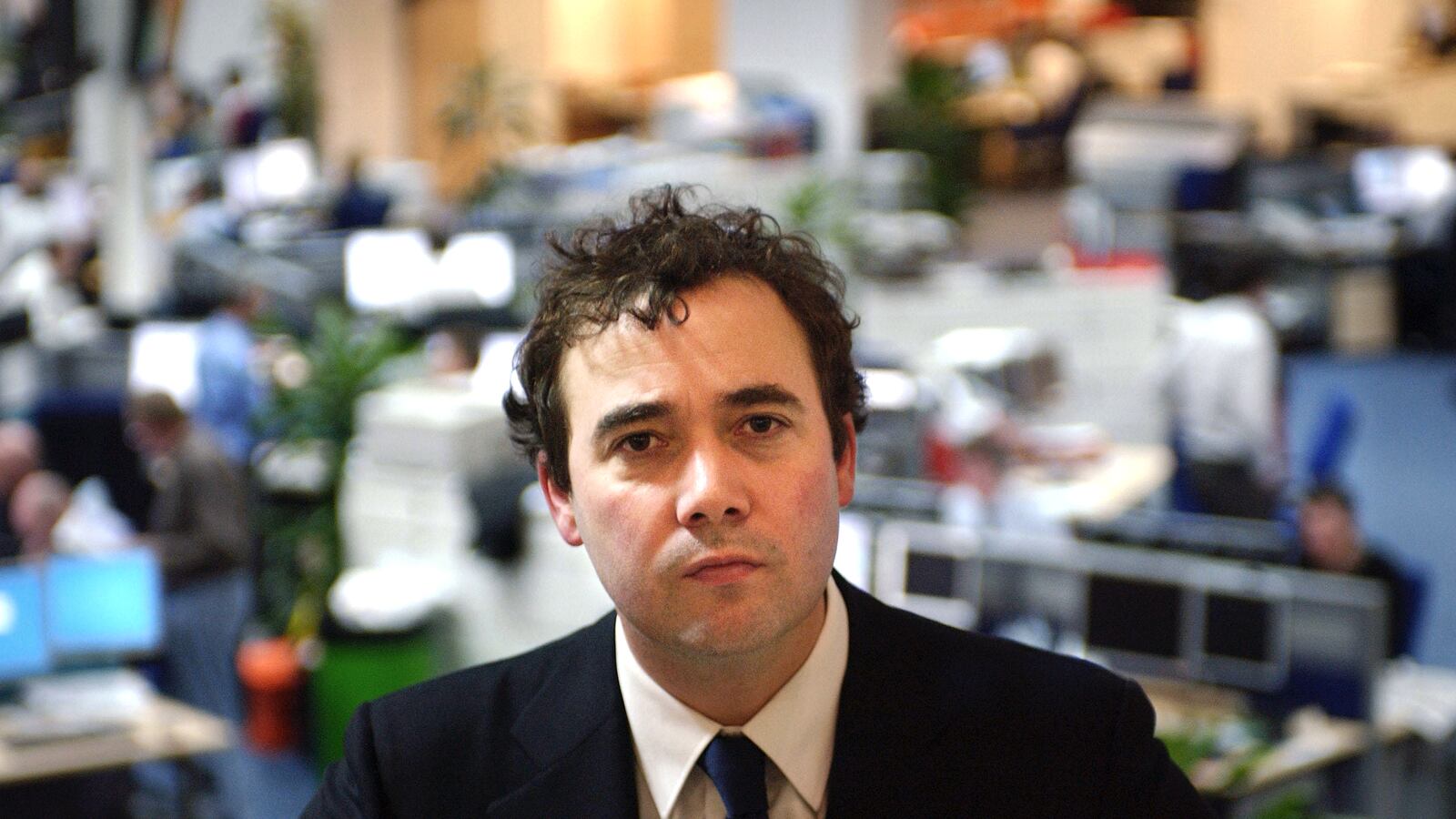 articles/2015/07/16/burning-your-sources-to-protect-murdoch/150715-cohen-will-lewis-tease_fpamom