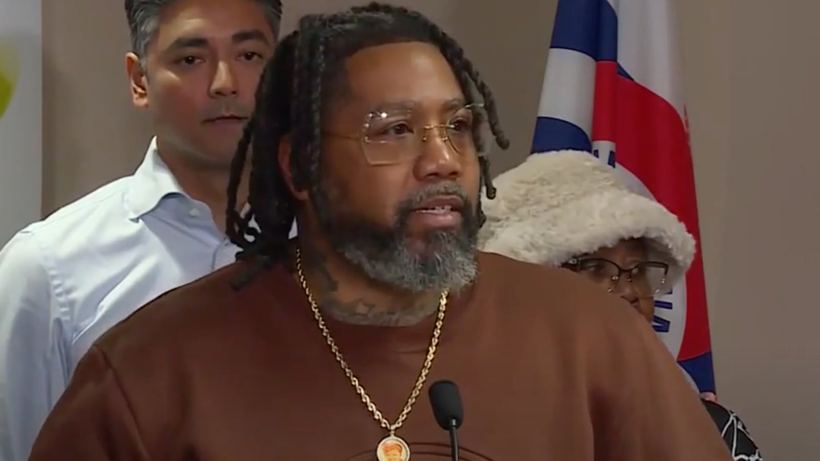 Issac Davis, Dominic Davis’ father.