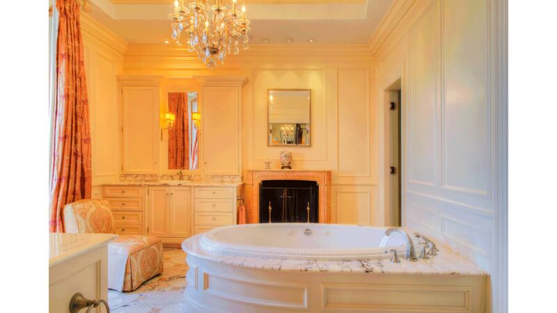 171104-mcnearney-omg-i-want-this-house-25_kpt4xq