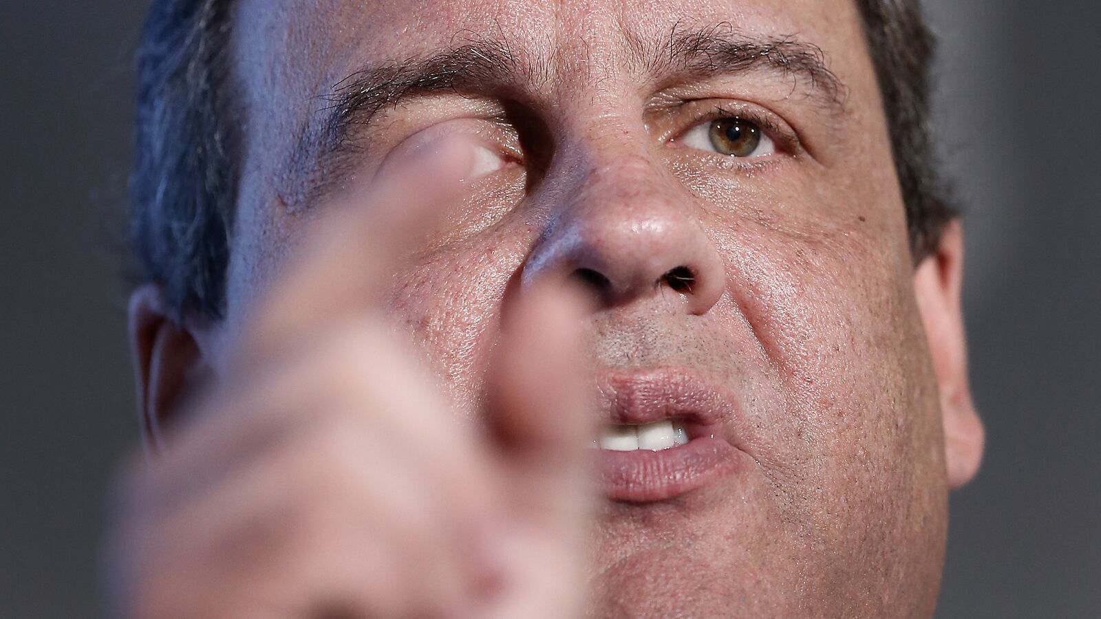 cheats/2014/05/21/christie-sued-for-trying-to-raiding-pension-fund/140721-chris-christie-cheat_rrc6xt