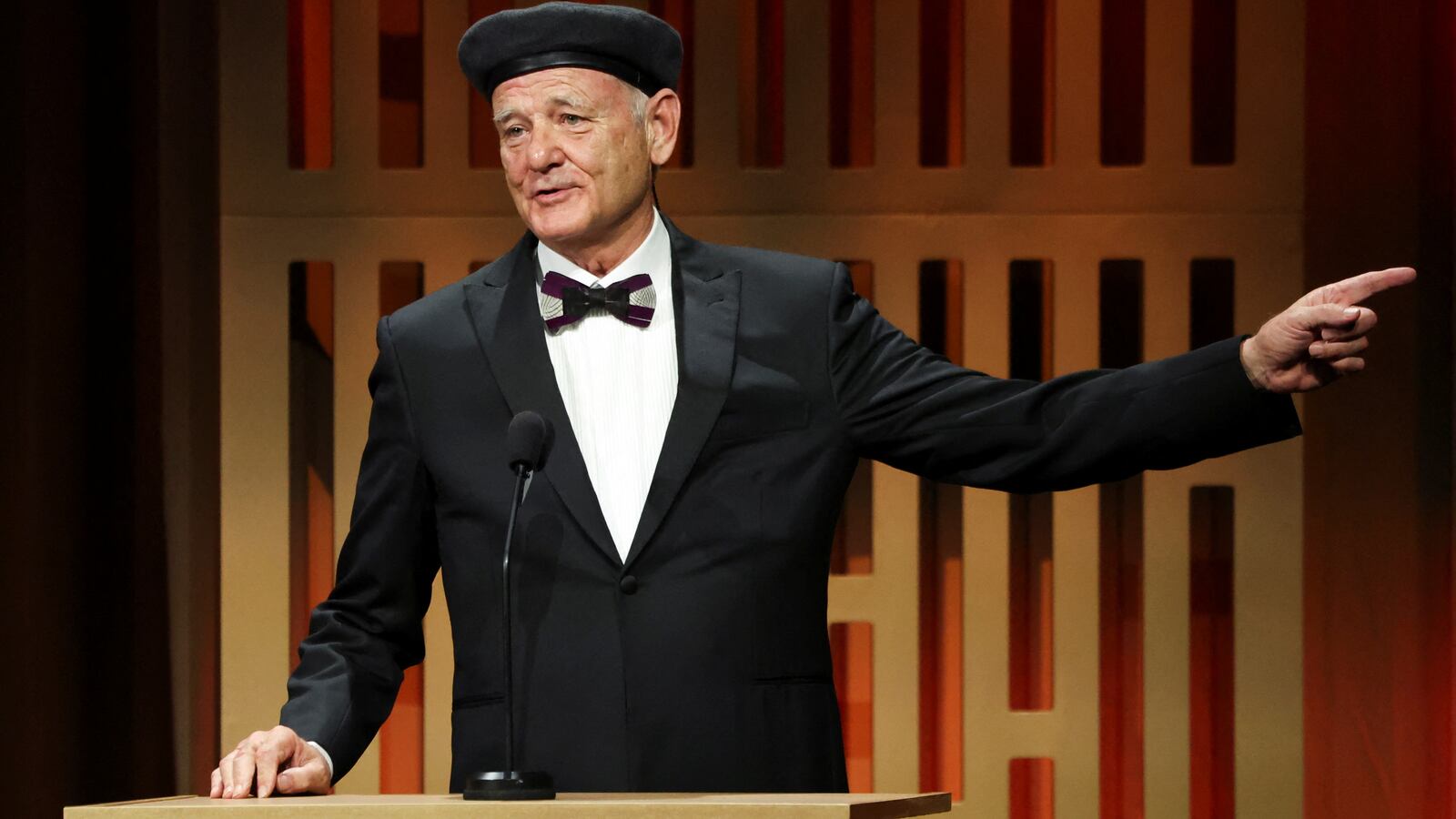 2022-03-26T022151Z_1700360221_RC22AT9SPFR0_RTRMADP_3_AWARDS-OSCARS-GOVERNORS-AWARDS_l2grmo