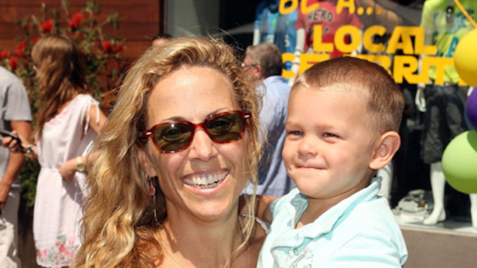 galleries/2010/08/20/celebrity-single-moms/single-moms---crow_bx77wh