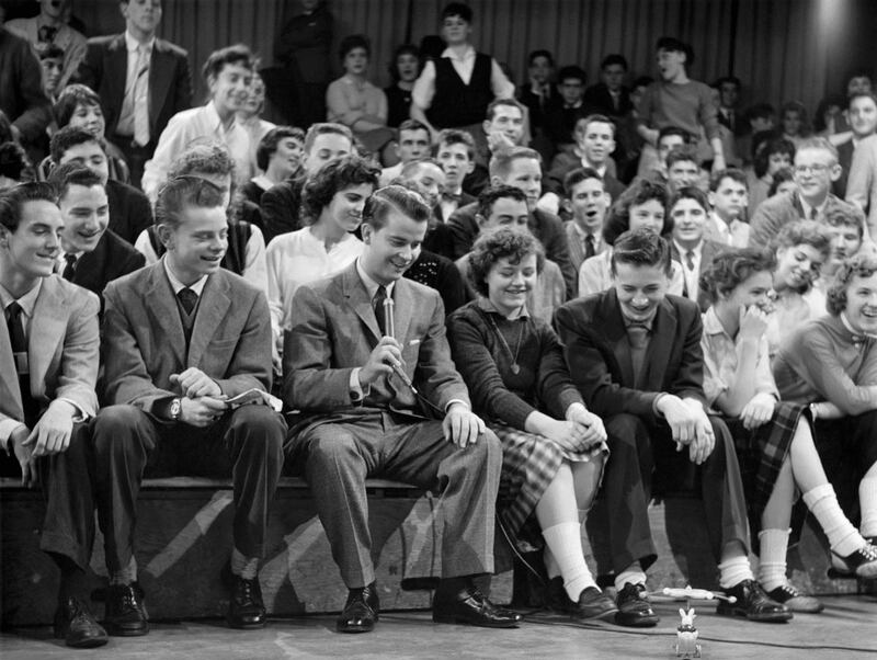 galleries/2012/04/18/remembering-dick-clark-classic-images-of-a-tv-icon-photos/dick-clark-american-bandstand-50s_byc0on