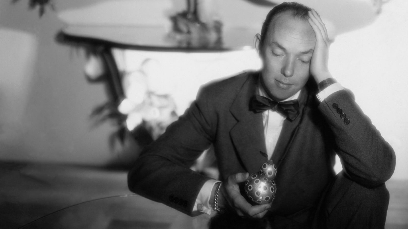 200131-mcnearney-lost-masterpiecces-tease-2_supx6c