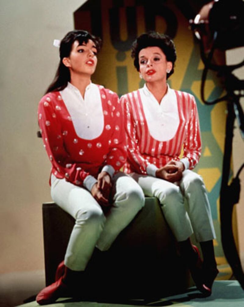 galleries/2010/04/01/family-business/family-business---garland_dwzyvq