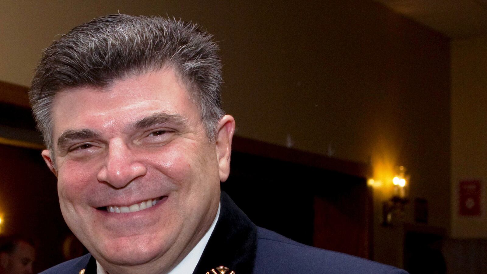 cheats/2013/06/03/boston-fire-chief-resigns/130603-boston-fire-dept-abraira-cheat_kheyja