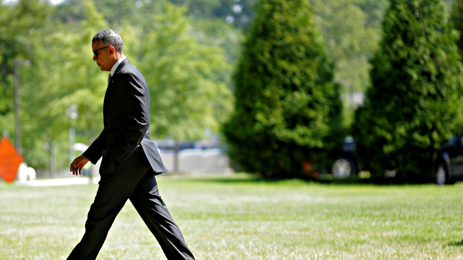 cheats/2016/08/30/obama-commutes-sentences-for-111-more-convicts/160830-obama-clemency-record-cheat_rmkeni