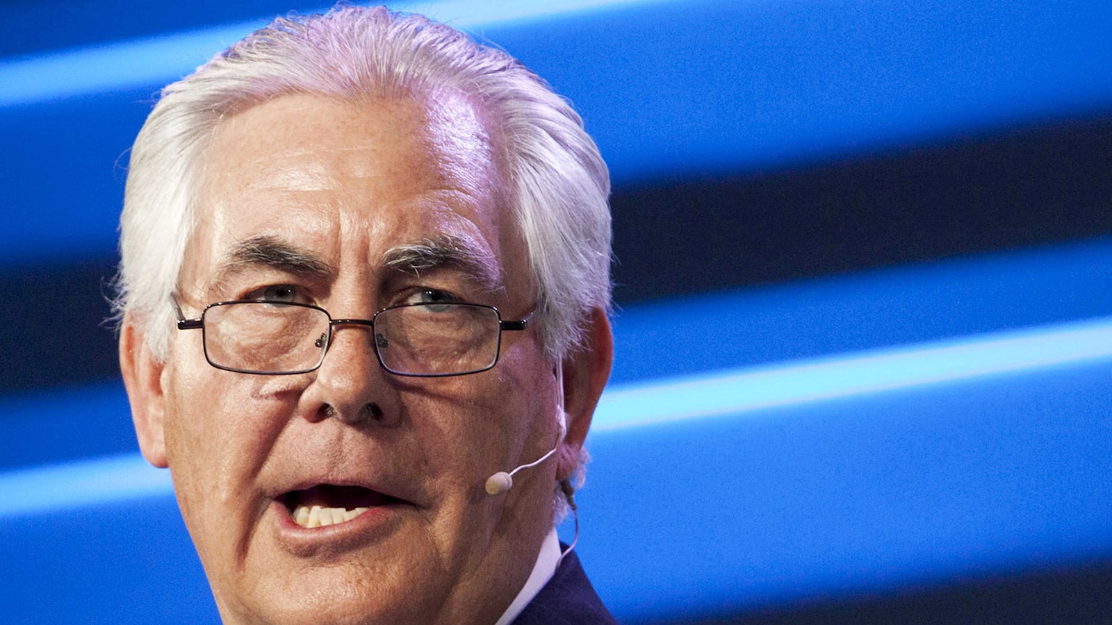 articles/2016/12/12/trump-s-sec-of-state-favorite-rex-tillerson-praised-tpp/161212-Karabelle-Rex-Tillerson-tease_fge1lq