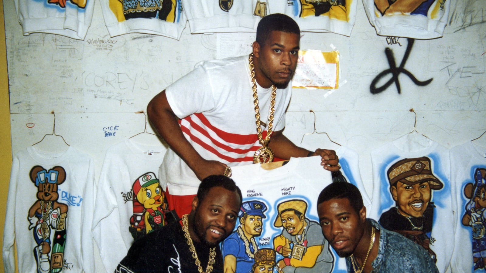 galleries/2013/04/13/shirt-kings-book-looks-back-at-hip-hop-fashion/130408-gal-shirt-kings-tease_ounp23