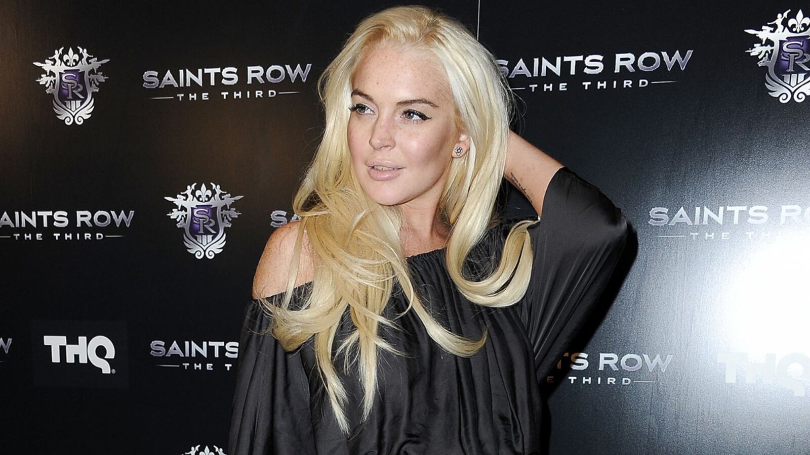 cheats/2011/12/09/playboy-to-drop-lohan-spread-early/lohan-playboy-cheat_u8wdgy