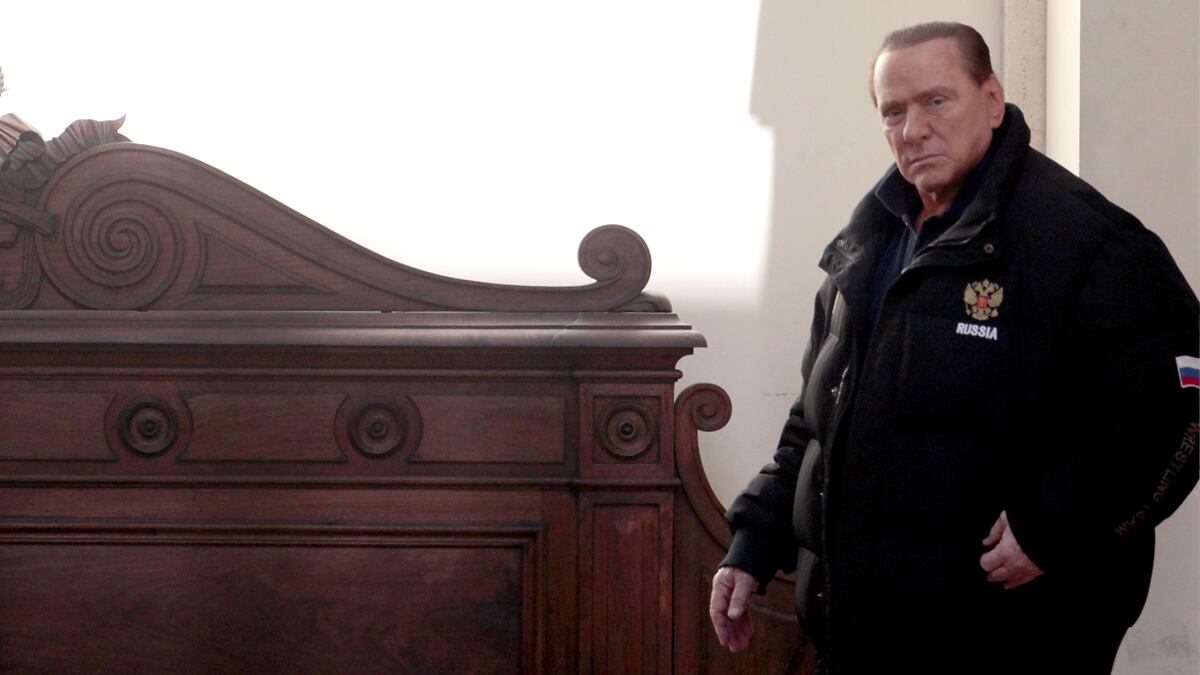 articles/2012/02/25/berlusconi-escapes-corruption-conviction-what-he-faces-next/berlusconi-trial-nadeau_rj3eri