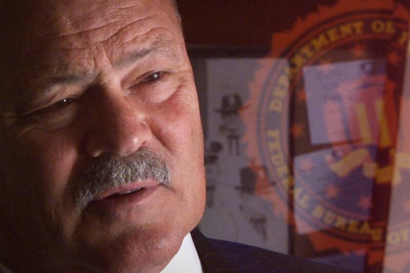 articles/2014/04/21/crime-fighter-s-dilemma-my-country-or-my-family/140421-moral-courage-tease_qrg0qz