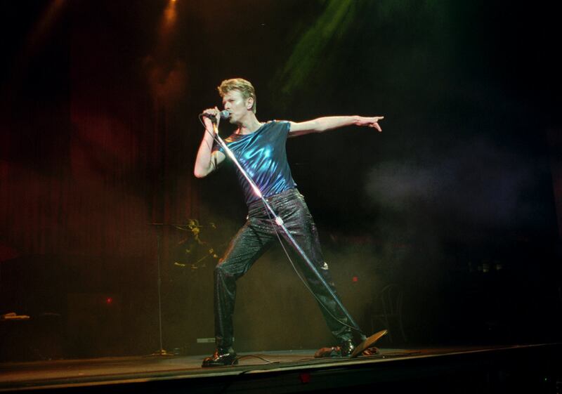 galleries/2013/01/09/david-bowie-s-eclectic-fashion-over-the-years-photos/10david-bowie1440_kcpmne