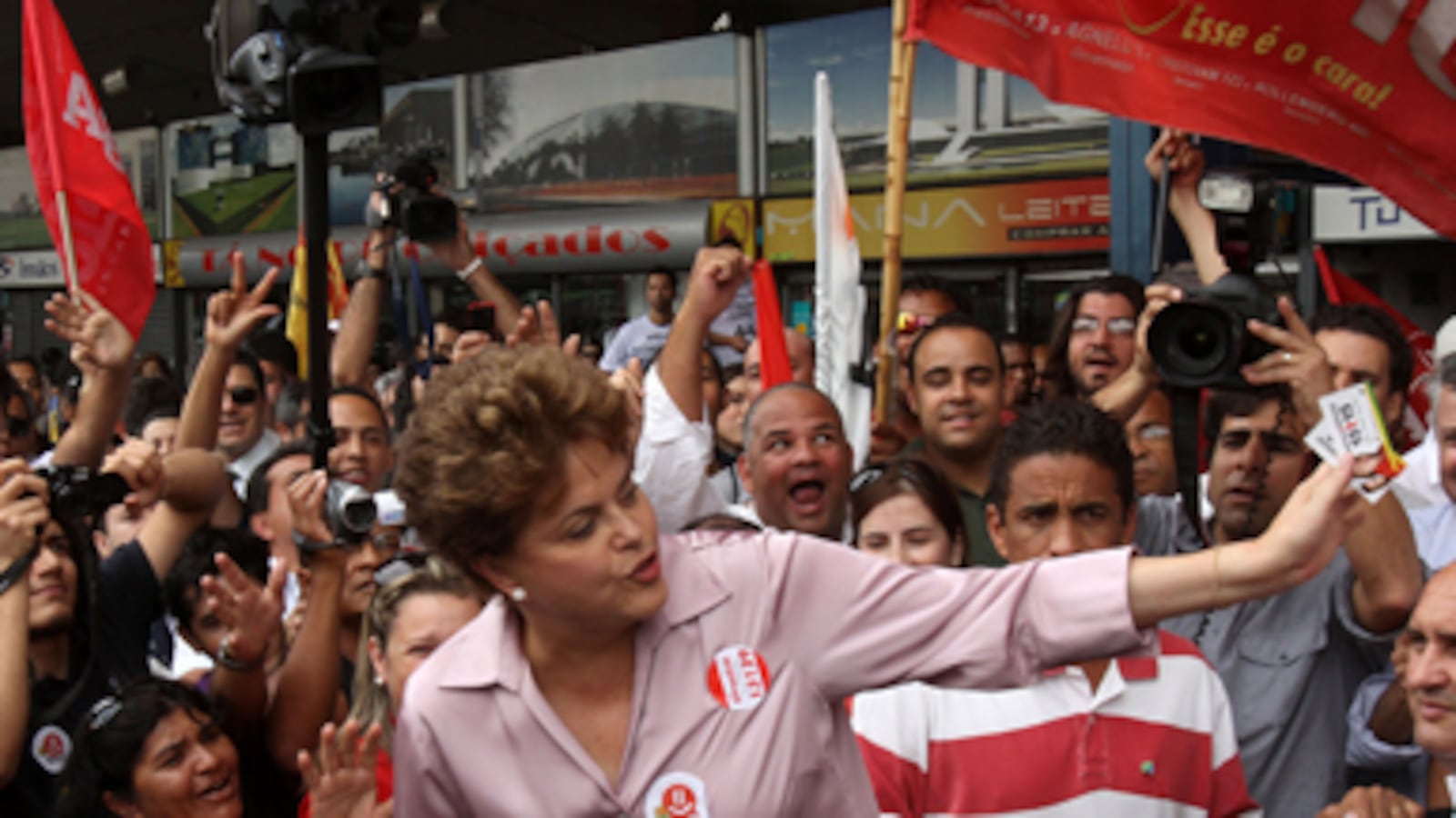 cheats/2010/10/03/brazil-election-goes-to-runoff/brazil-dilma-rousseff_130813_vljv2g