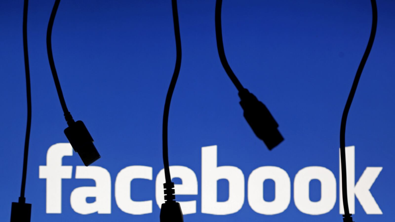 cheats/2014/10/06/facebook-bus-drivers-try-to-unionize/141006-facebook-cheat_etnfqp