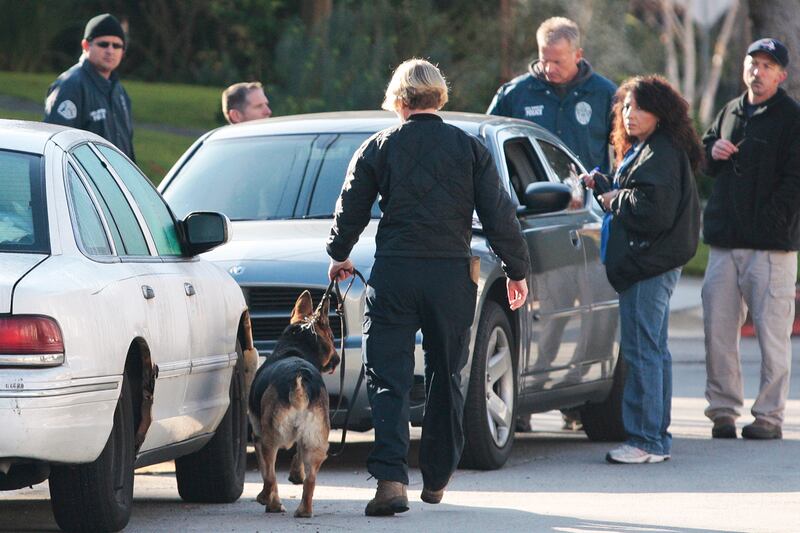 articles/2012/01/18/human-head-hands-found-near-hollywood-sign/human-head-found-pelisek_mlyuha