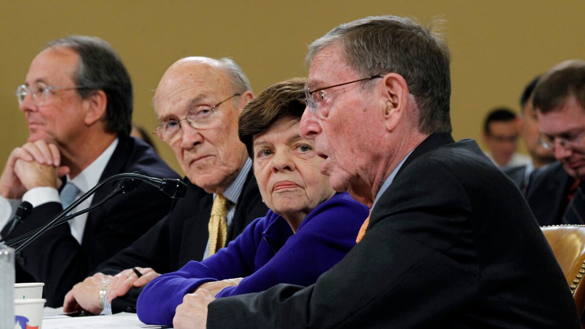 cheats/2011/11/18/paul-krugman-let-the-super-committee-fail/super-committee-agreement-clift_h9z00u