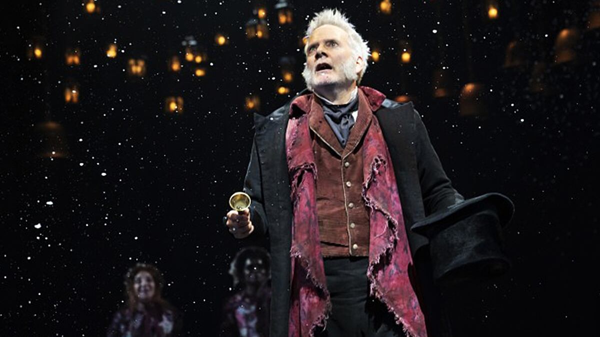 191120-teeman-christmas-carol-tease_j0u8ua