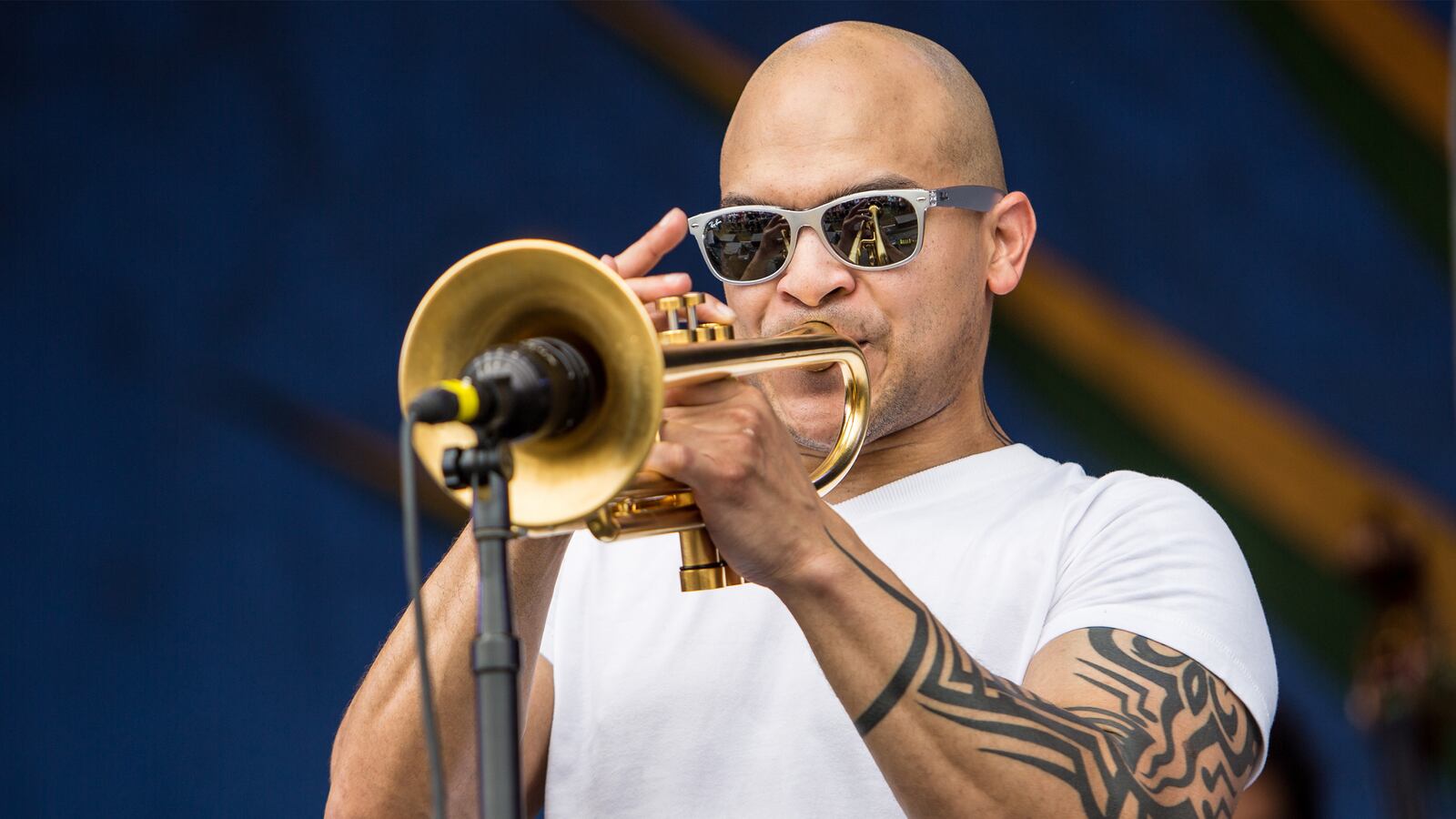 articles/2015/05/09/did-a-jazzman-bilk-big-easy-s-libraries/150508-berry-new-orleans-tease_tw82tz