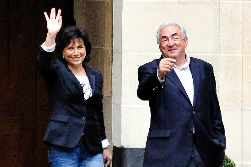 galleries/2012/05/15/dsk-s-victory-party-that-never-happened-and-who-would-be-invited/anne-sinclair-dsk-woman-year-cheat_ro9t5s