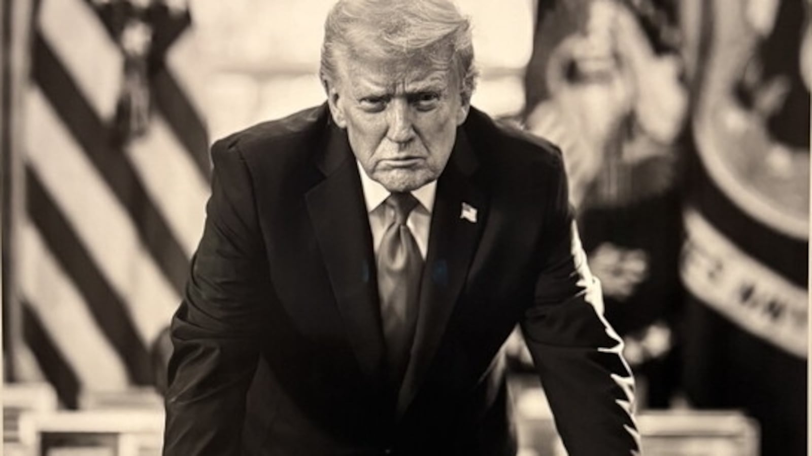 An image of the old description accompanying Trump's portrait in the gallery.