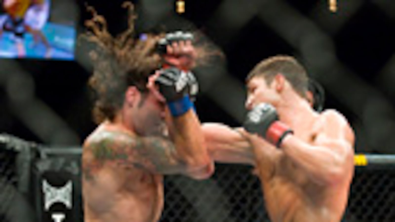 articles/2009/08/19/how-to-fight-like-a-girl/doig-ultimate-fighting_44177_zde18y