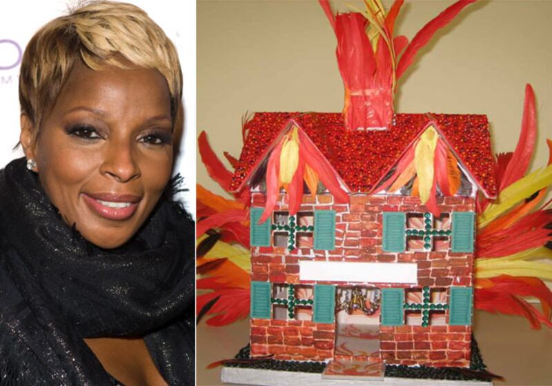 galleries/2009/11/03/celeb-mini-houses-raise-money-for-homeless/celeb-houses---blige_zf5zxl
