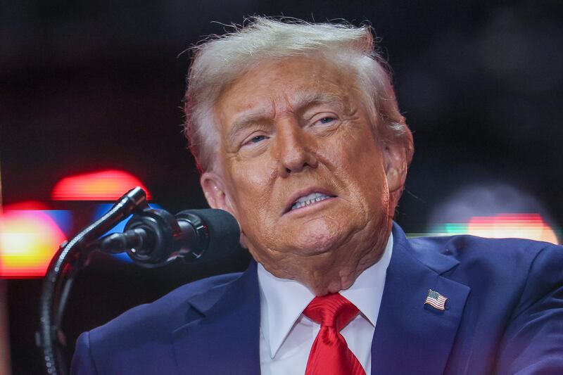 GLENDALE, ARIZONA - SEPTEMBER 21: U.S. President Donald Trump speaks during the memorial service for political activist Charlie Kirk at State Farm Stadium on September 21, 2025 in Glendale, Arizona. Kirk, the CEO and co-founder of Turning Point USA, was shot and killed on September 10th while speaking at an event during his "American Comeback Tour" at Utah Valley University. (Photo by Win McNamee/Getty Images)