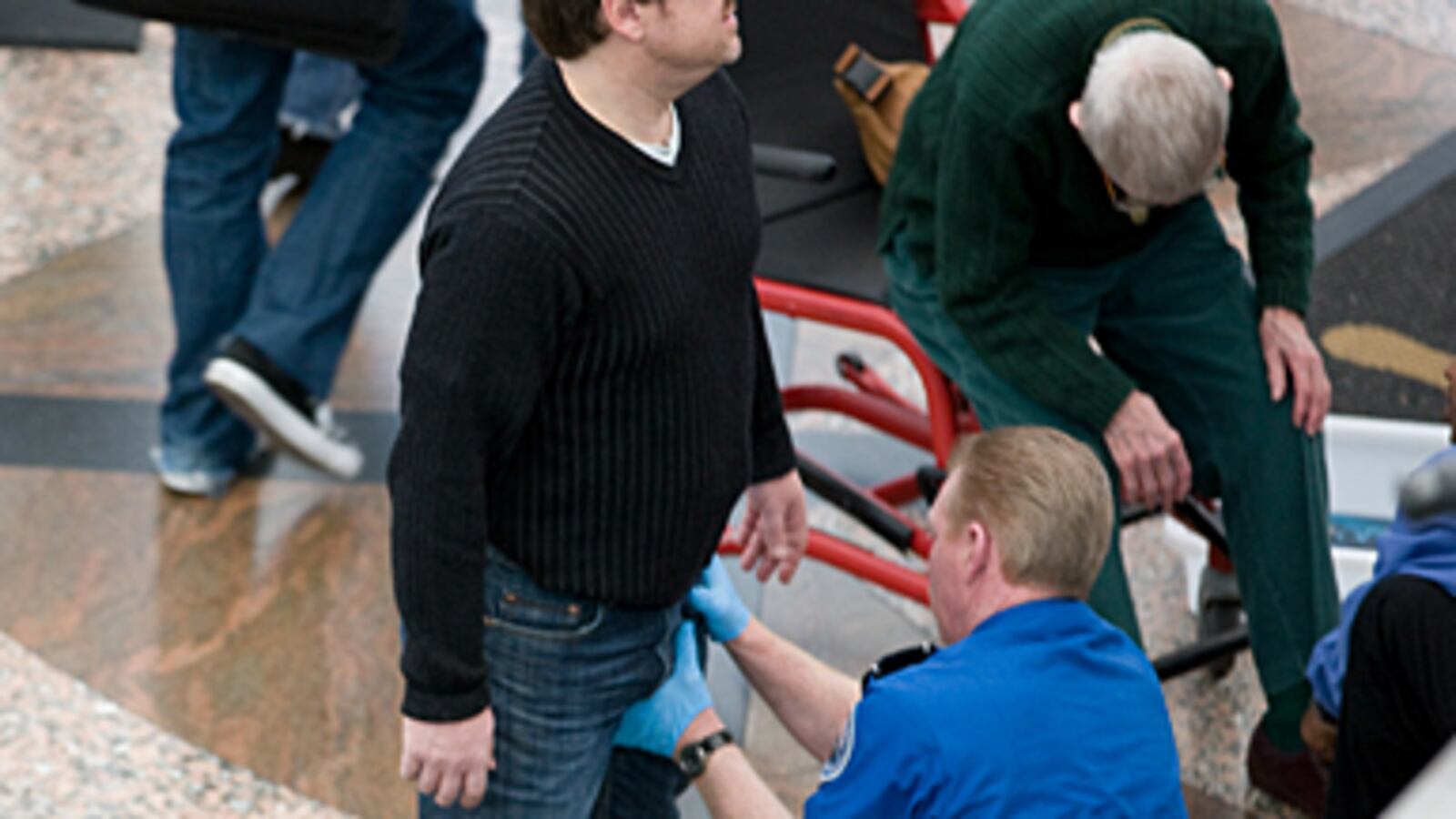 cheats/2010/11/24/pat-down-protests-fizzle/kurtz-tsa_143019_zczls9