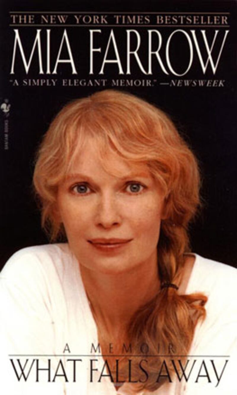 galleries/2010/08/10/celebrity-book-dedications-the-best-and-the-worst/celeb-memoirs---farrow_wkrxyi