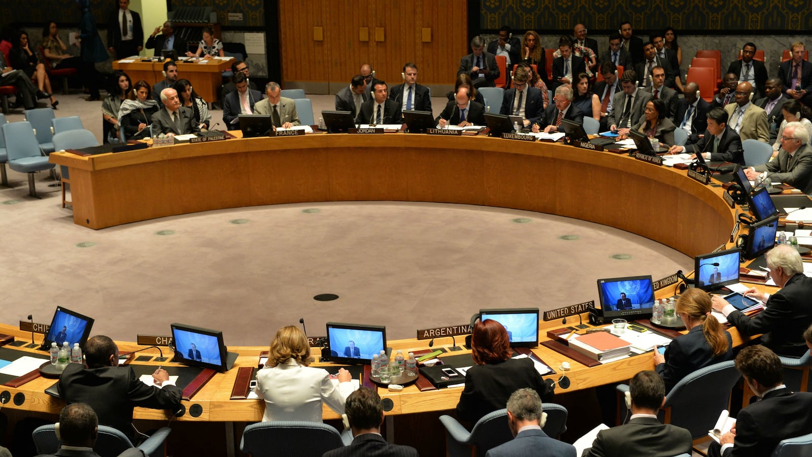 cheats/2014/12/30/un-fails-to-pass-palestinian-resolution/141218-UN-palestine-cheat_wy3uv0