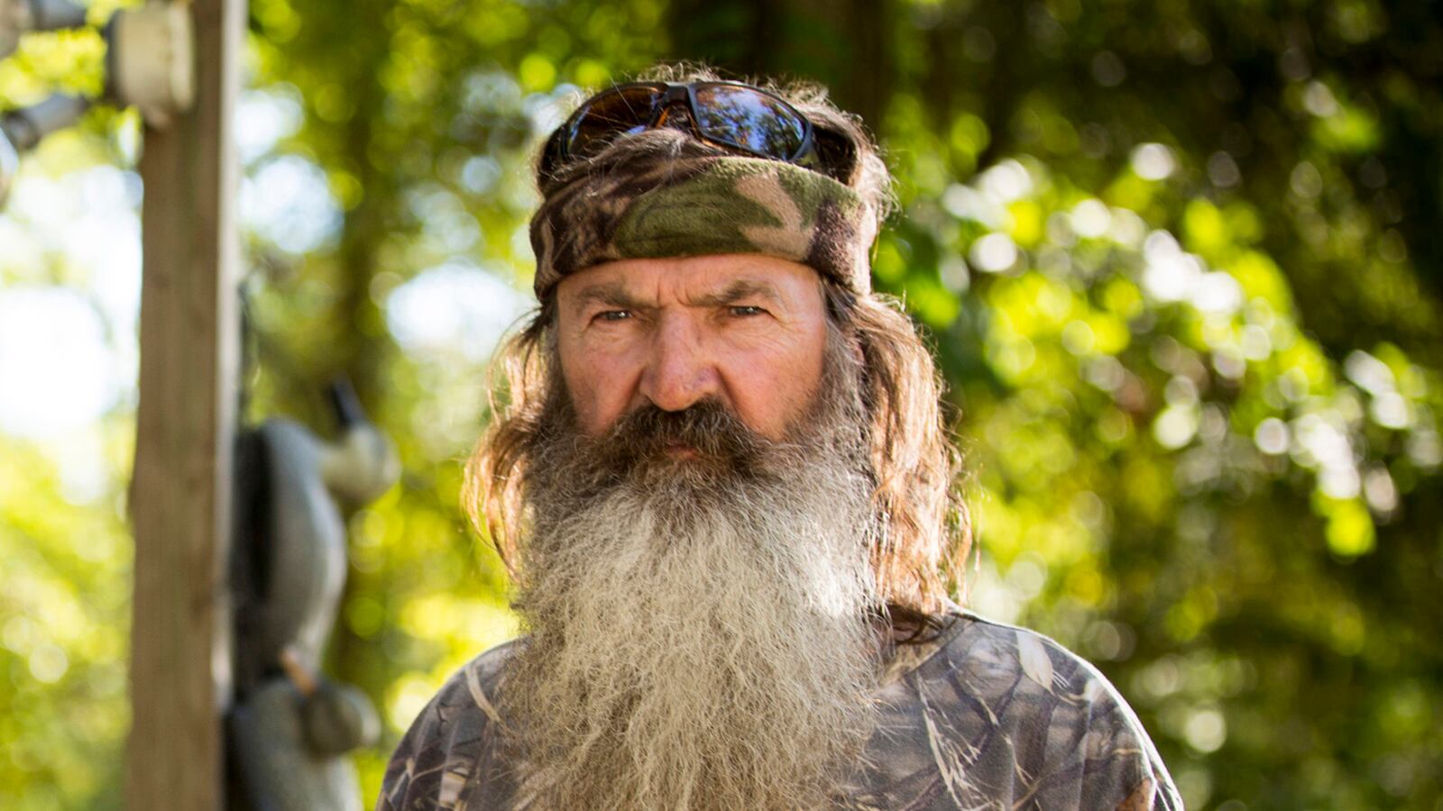cheats/2013/12/30/phil-robertson-marry-teen-girls/131230-phil-robertson-cheat_c5vrhq