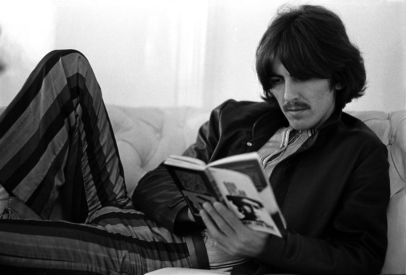 galleries/2011/07/29/the-rolling-stone-years-rock-icons-of-the-1960s/beatles-george-harrison-rolling-stone-magazine-photos_overlb