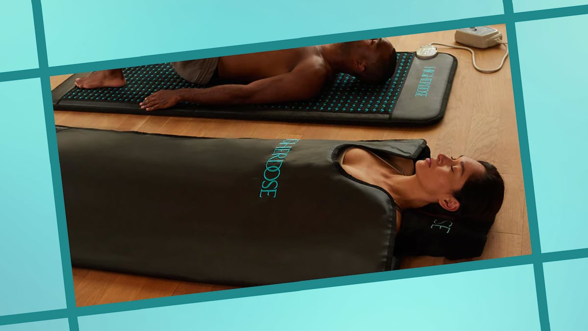 I’m Addicted to This Calorie-Burning Infrared Sauna Blanket