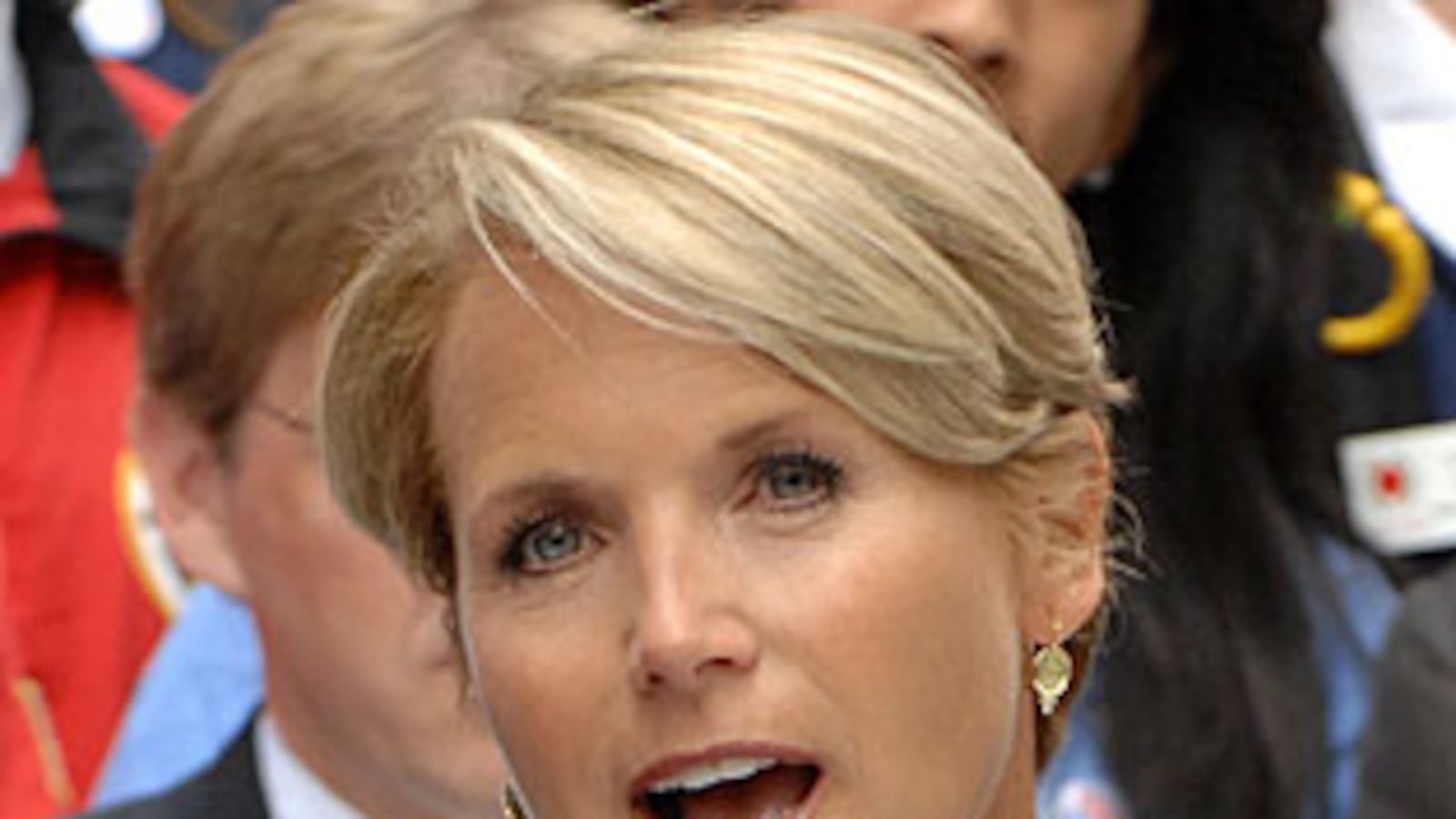 cheats/2009/09/21/how-couric-hung-on/katie-couric_tevliq