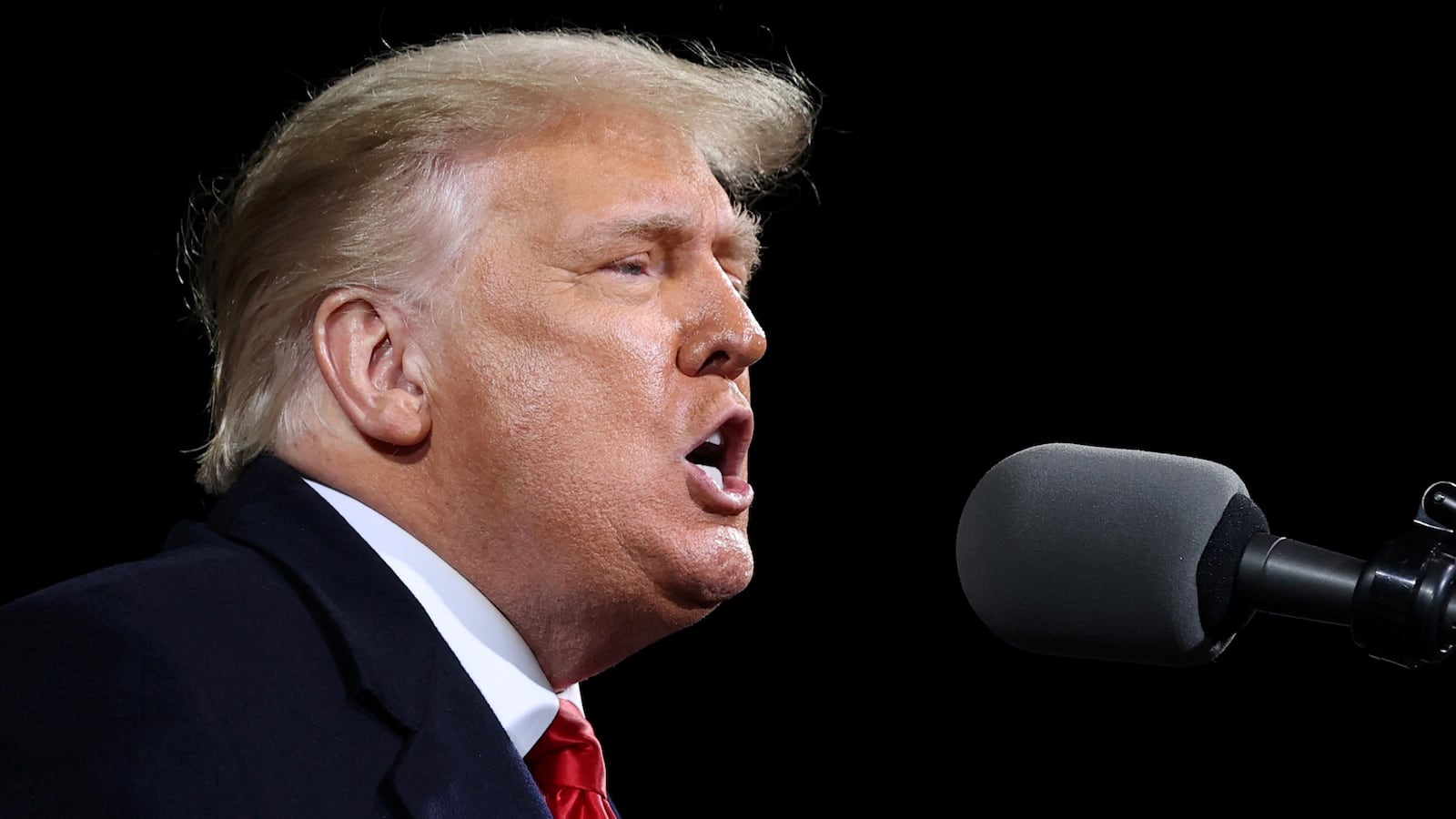 2020-12-07T155116Z_985329532_RC2FIK9Y1ZL8_RTRMADP_3_USA-ELECTION-LAWSUIT_exgch8