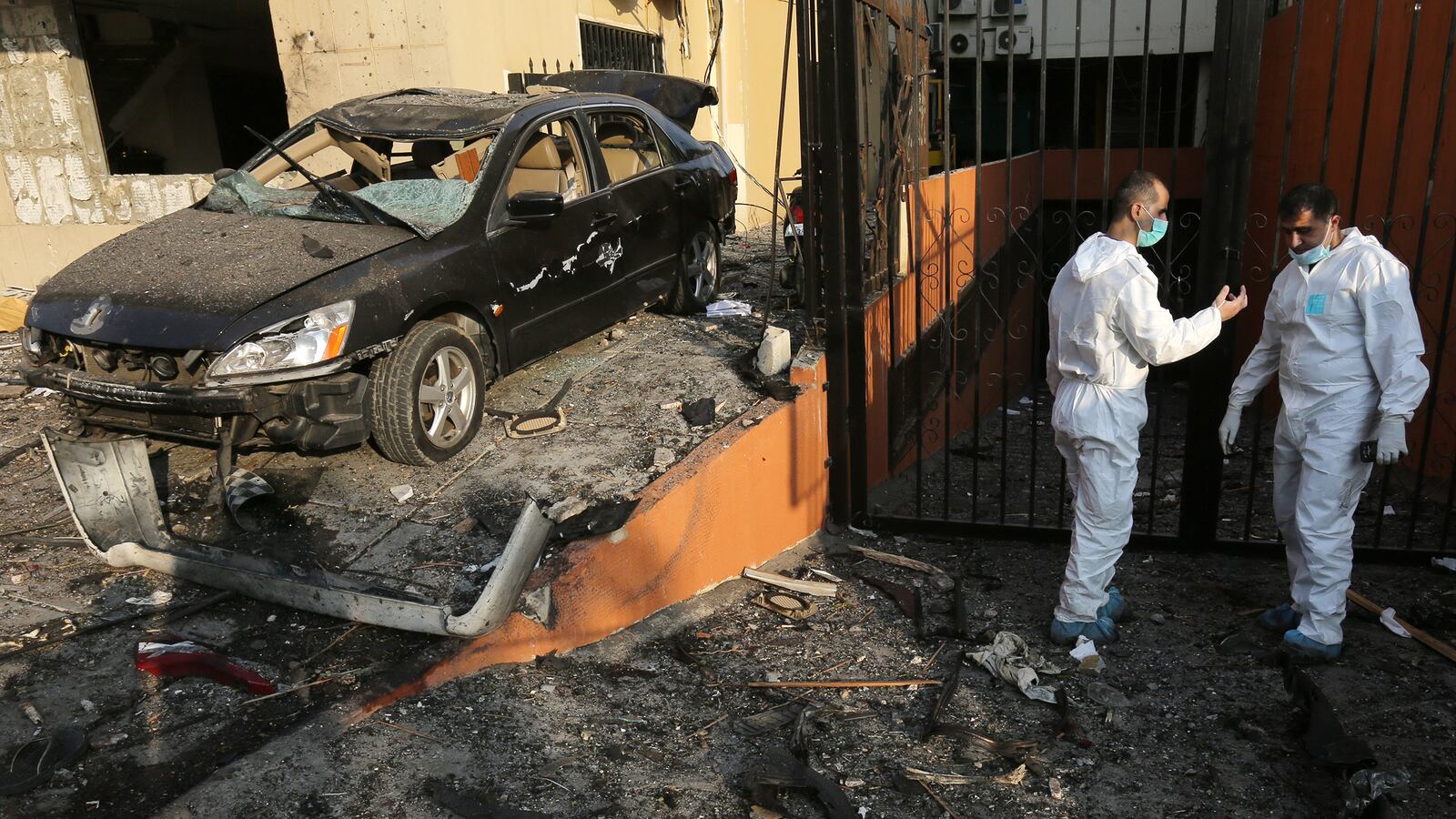 cheats/2014/01/02/al-qaeda-linked-group-head-caught/140102-alqaeda-caught-cheat_rwyim2