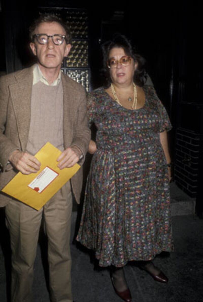 galleries/2010/12/04/elaine-kaufman-hostess-to-the-stars/elaines-7_pdscxd