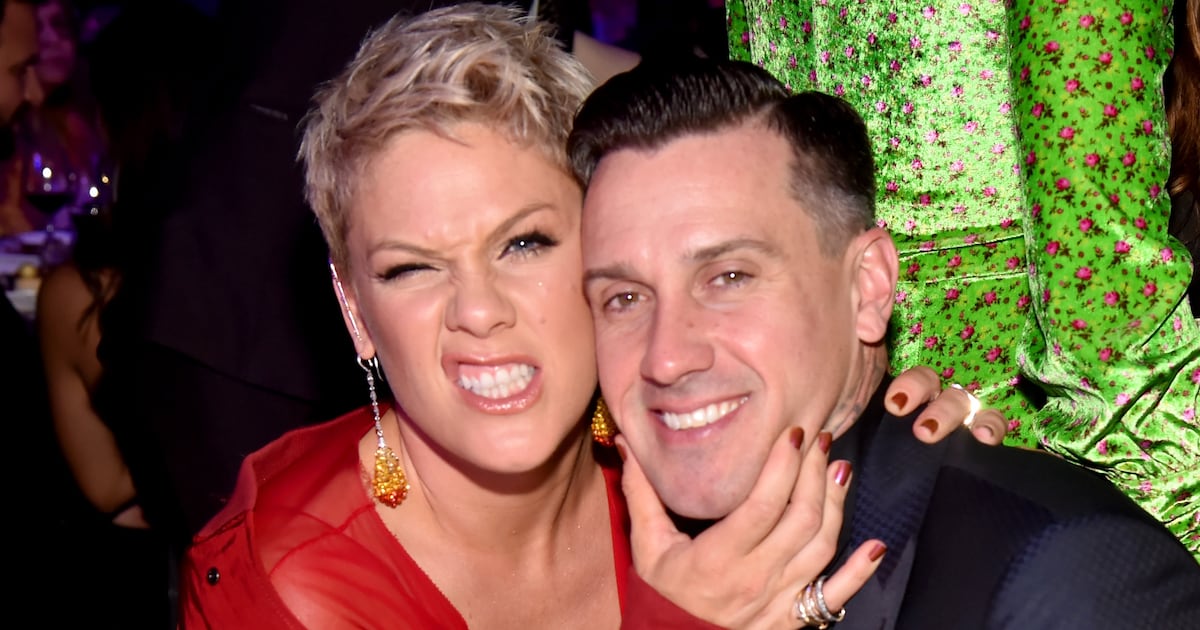 Pop Star Separates From Husband of 20 Years for Second Time