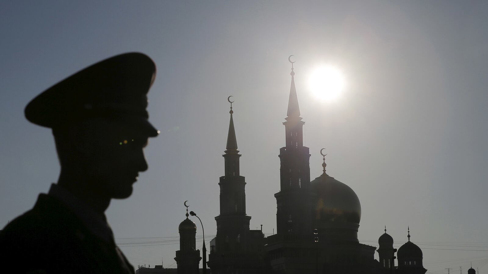 articles/2015/10/15/putin-s-war-on-terror-backfires/151014-nemtsova-russia-tease_ublzbz