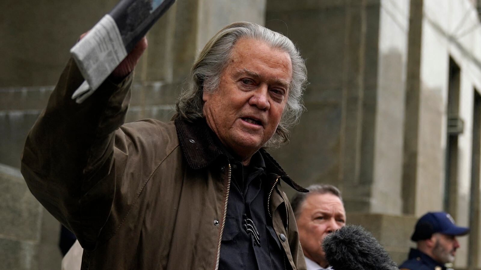 Steve Bannon outside a New York court