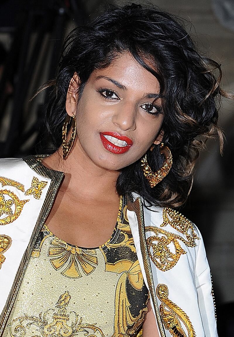 galleries/2012/10/10/lady-gaga-mia-more-star-supporters-of-julian-assange-photos/mia-assange-celeb-supporters_z4jbet