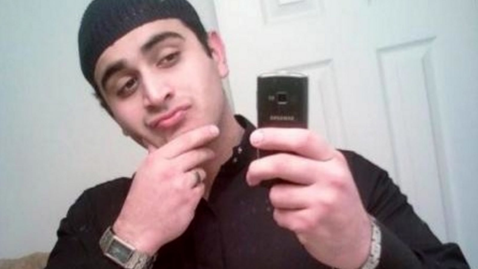 articles/2016/06/12/omar-mateen-id-d-as-orlando-killer/160612-resnick-olando-mateen-tease_c5n214